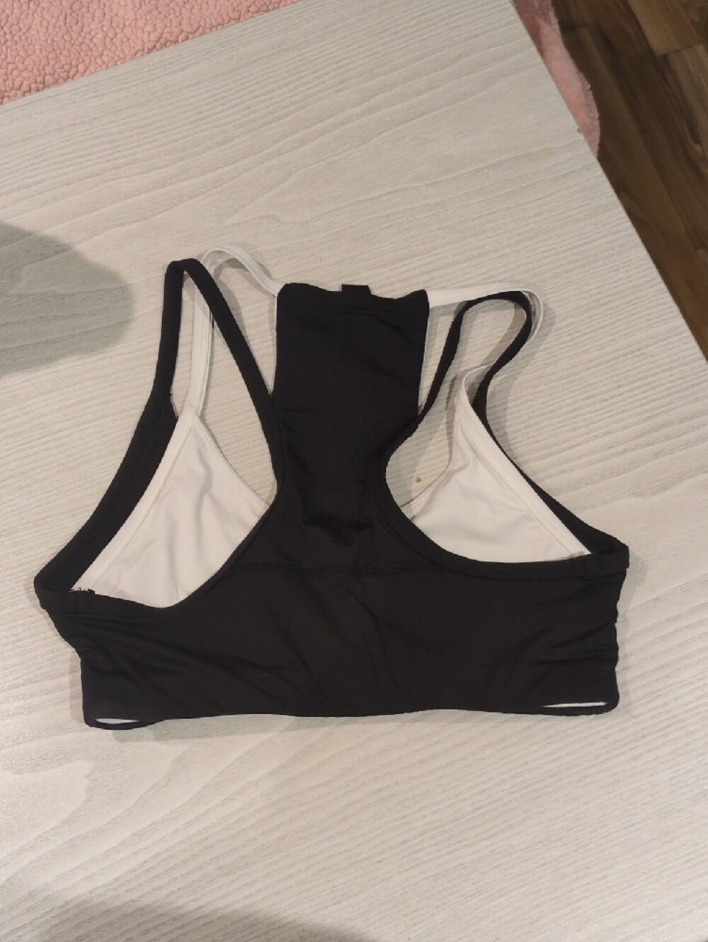 Exponential Running Bra - Picture 2 of 2